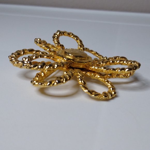 Vintage Large Metal Flower Brooch - Picture 9 of 15